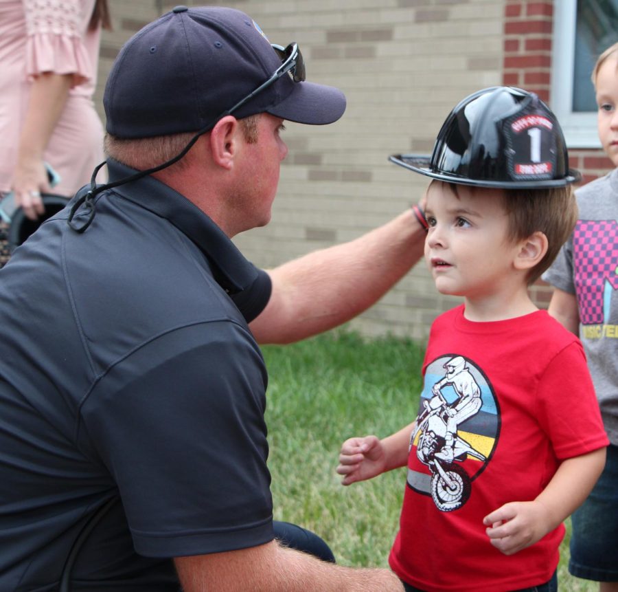 Fire+Fighters+Join+Preschool+for+Safety+Tips+and+Fun