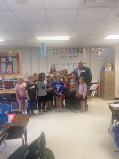 Mr. Gee Davis Wilson visiting an elementary school classroom at Bourbon Central Elementary school.