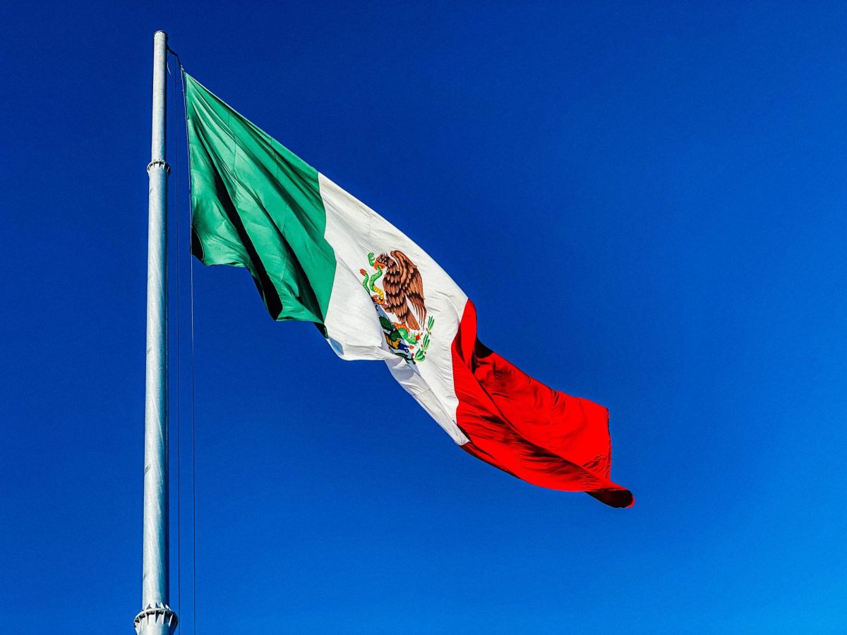 This is a picture of a Mexican flag.