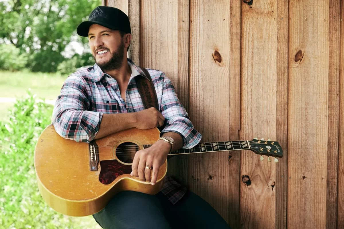 Luke+Bryan+%7C+American+Idol+judge+announces+new+cities+for+2023+tour%0A