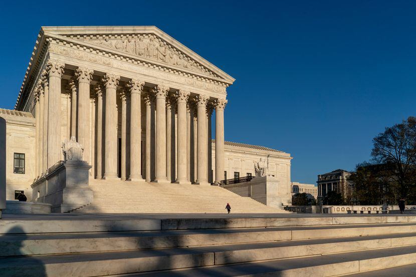 The+U.S+Supreme+Court+building+in+Washington%2C+D.C.